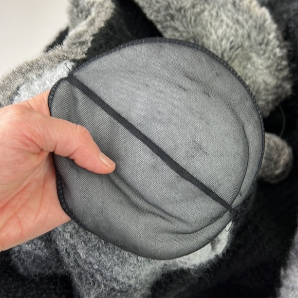 Gorgeous Long Sweater Duster Coatigan – Faux Fur Collar with Pompom Ties - Picture 8 of 10